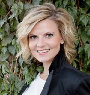 portrait of Danielle Lecher