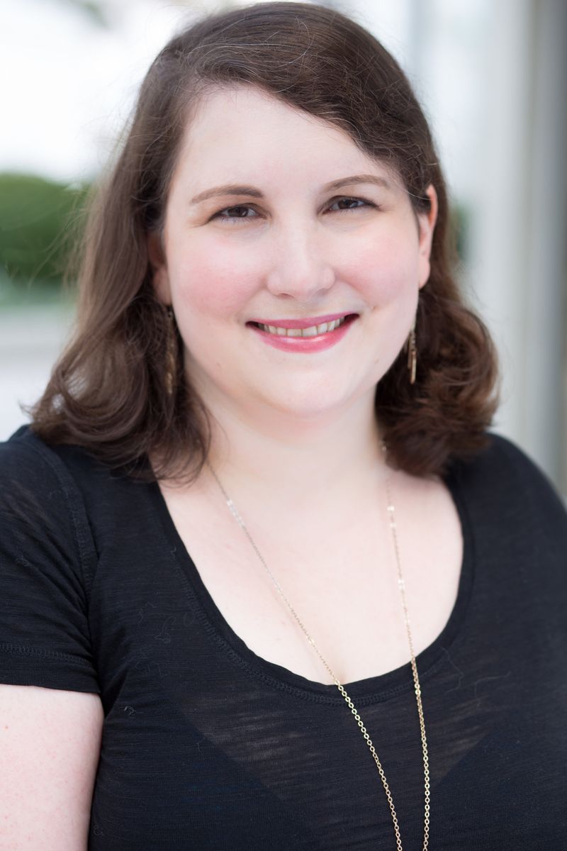 portrait of Jenna Lee Moore